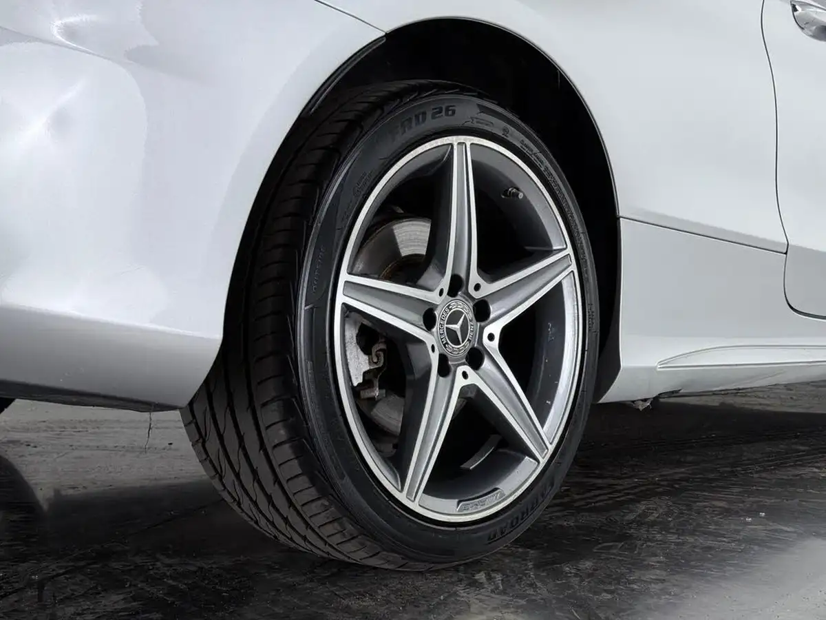 2018-mercedes-benz-c-class-21d-c250d-amg-line-premium-plusss-coupe-2d-4matic-big-12