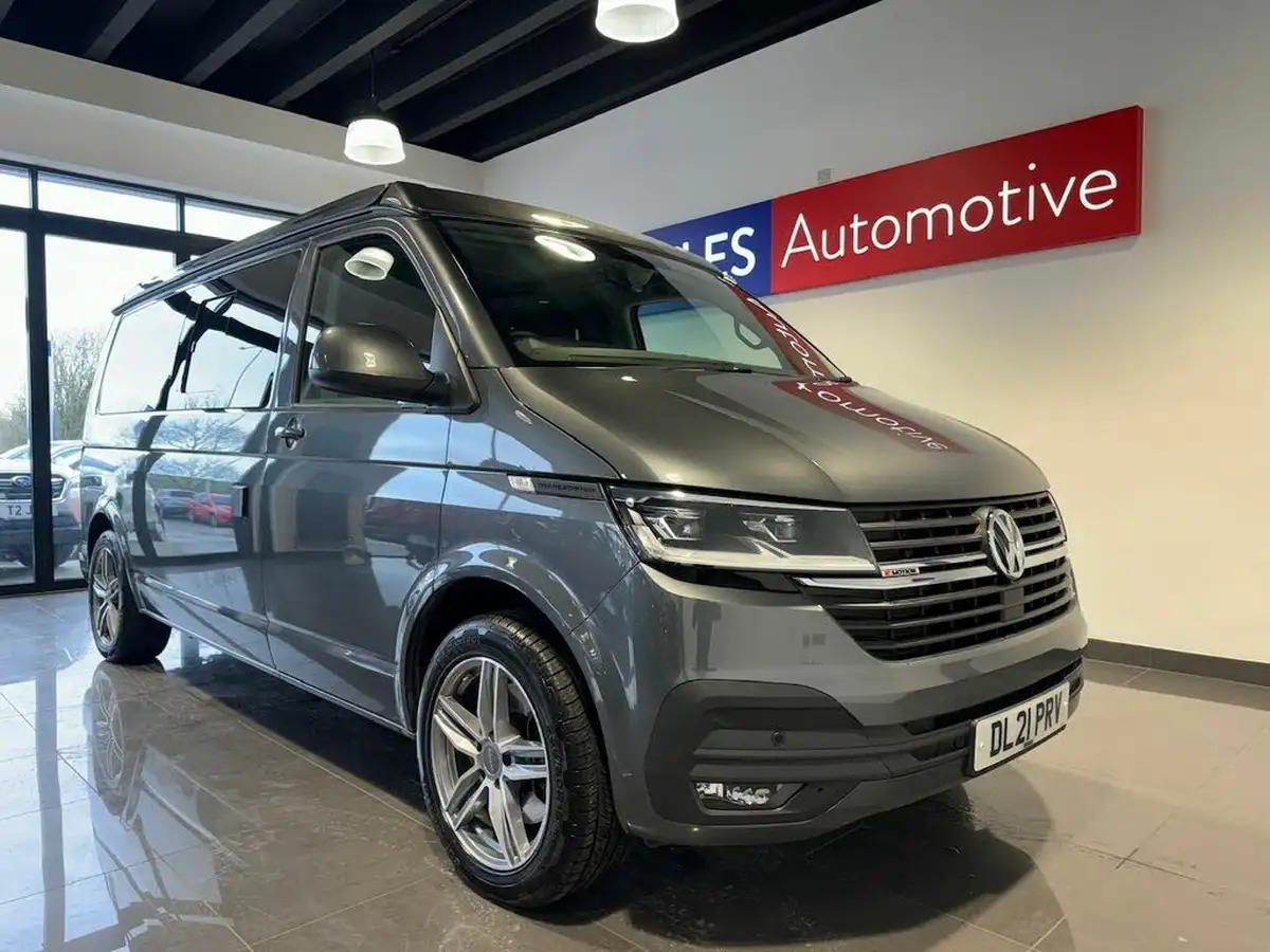 2021-volkswagen-transporter-20bitdi-t32-highline-bmt-swb-204pseu6d-panel-van-big-3