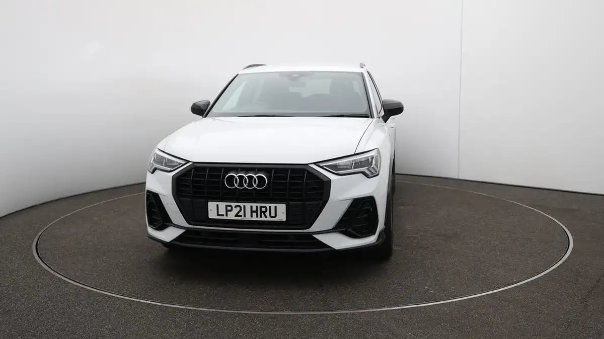 2021-audi-q3-15-35-tfsi-black-edition-codcomfort-sound-pack-station-wagon-big-17