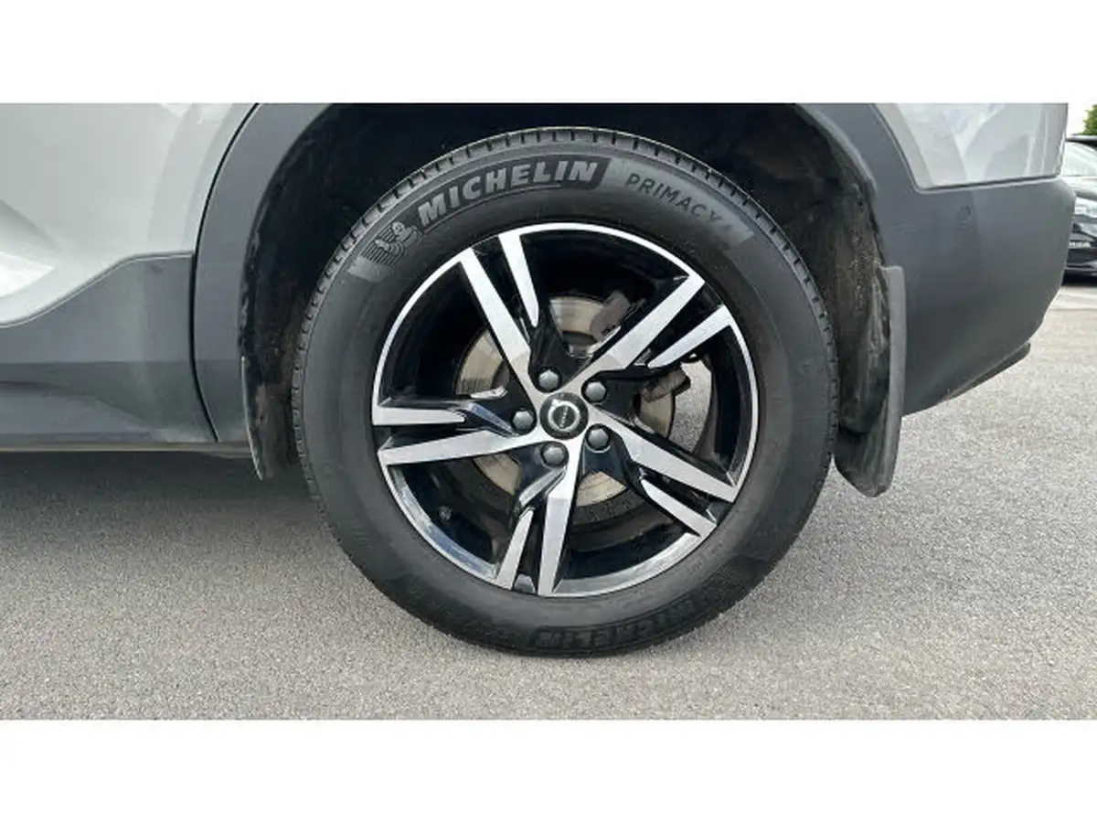 2023-volvo-xc40-20-b3-plus-big-27
