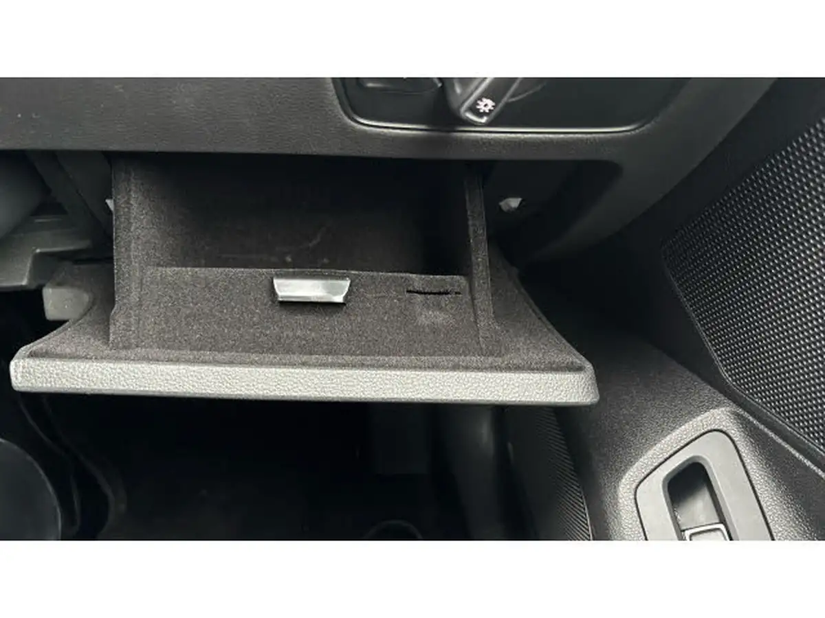 2020-volkswagen-passat-15-tsi-r-line-saloon-4d-dsg-big-21