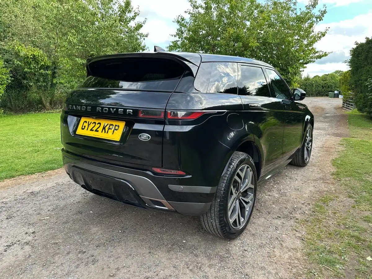 2022-land-rover-range-rover-evoque-20-d200-r-dynamic-hse-big-10