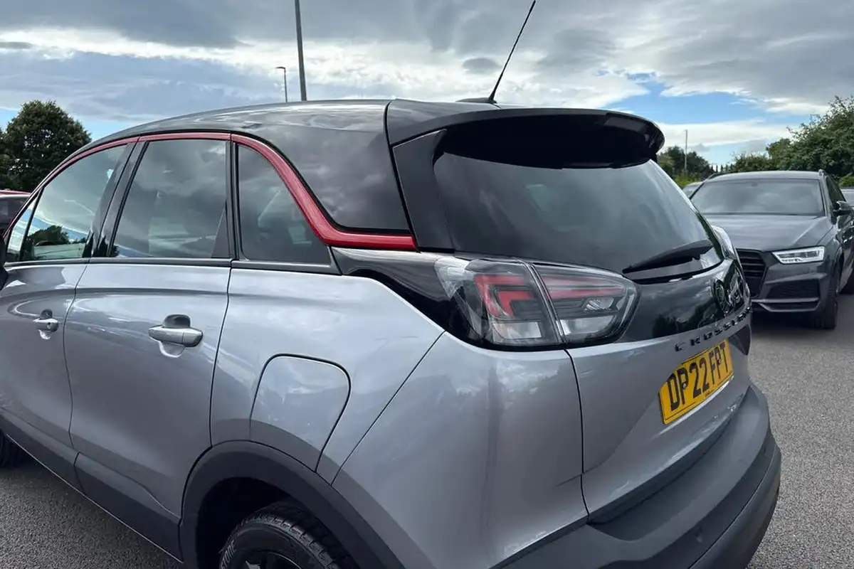 2022-vauxhall-crossland-12-gs-line-110ps-big-30