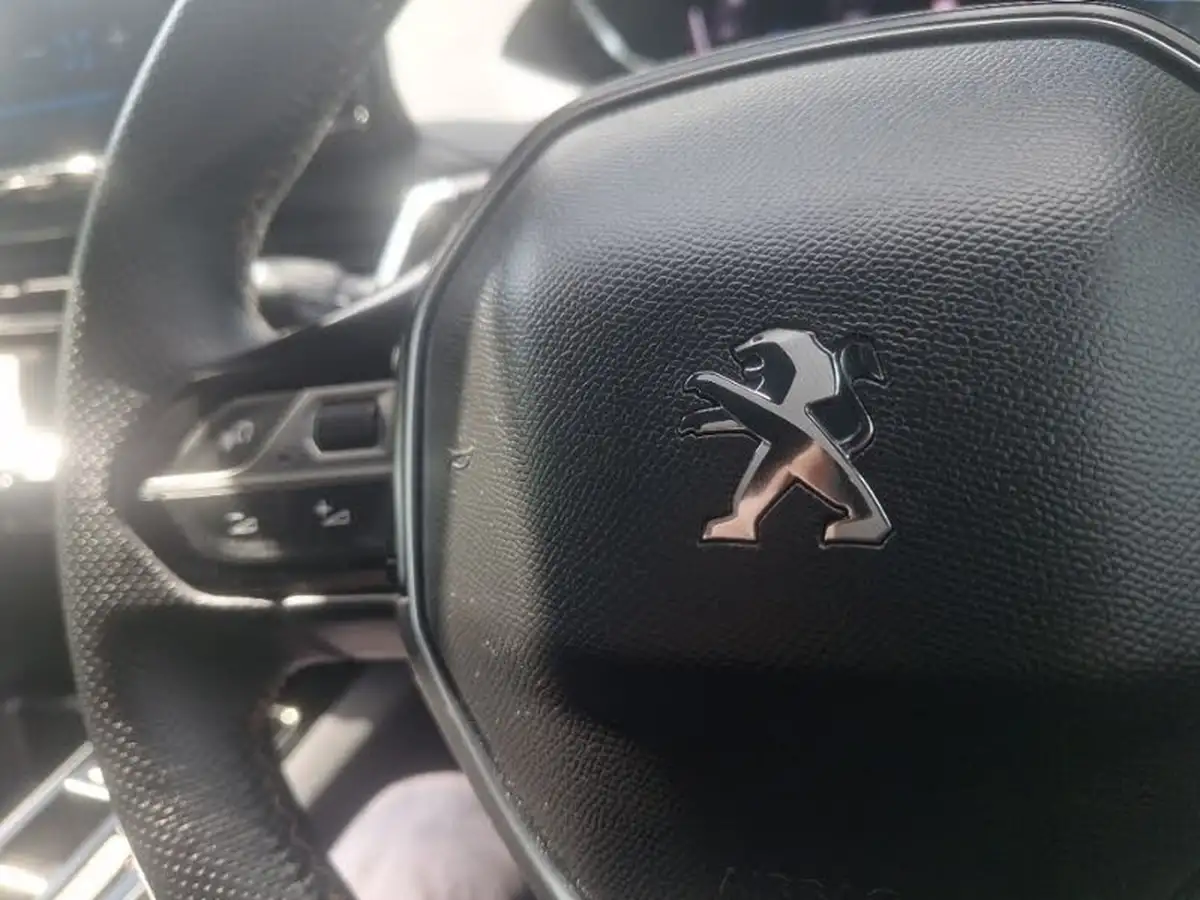 2024-peugeot-5008-suv-15-bluehdi-gt-130ps-big-9