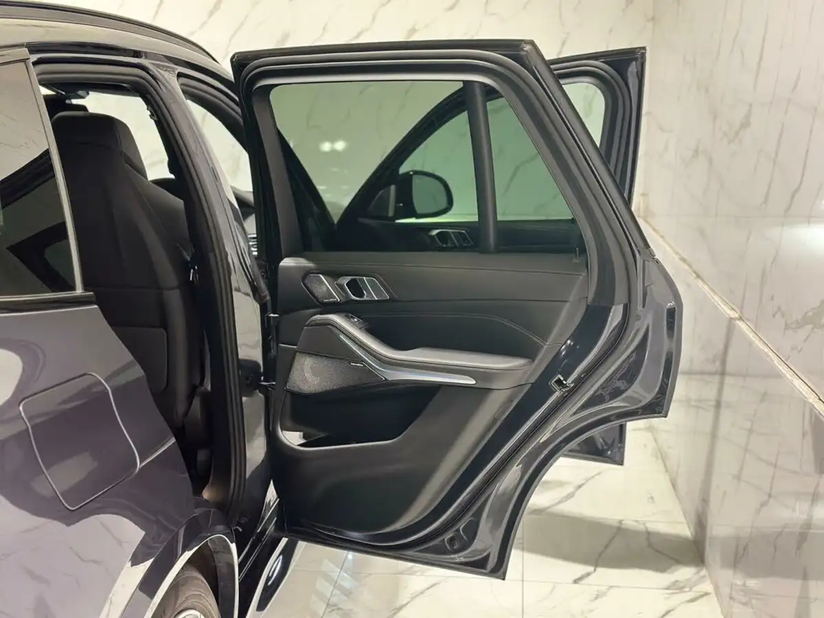 2021-bmw-x5-30-xdrive-45e-m-sport-big-33