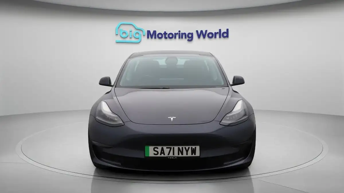 2021-tesla-model-3-e-long-range-awd-big-2