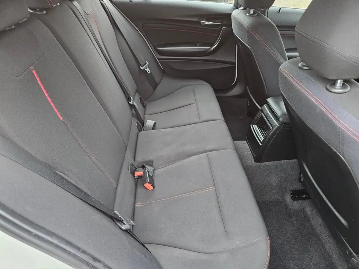 2012-bmw-1-series-20td-116d-sport-hatchback-5d-big-24