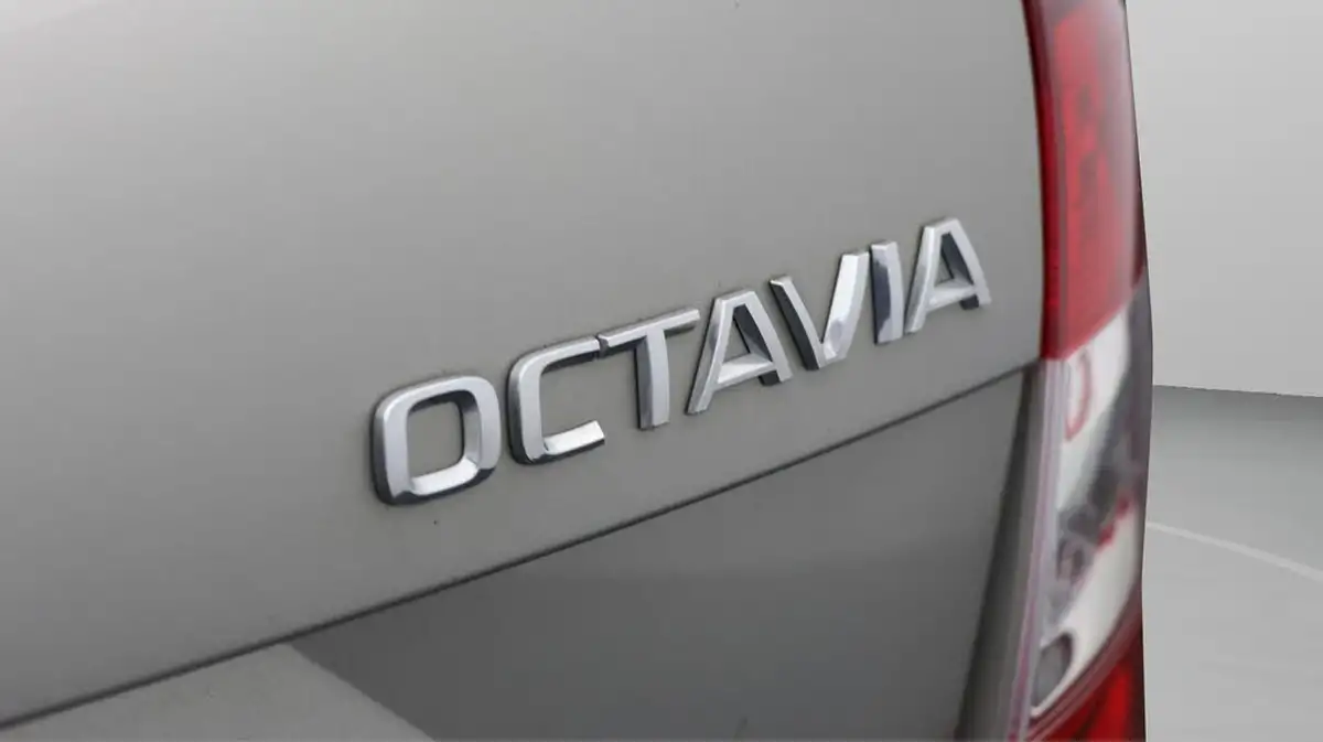 2019-skoda-octavia-10-tsi-se-technology-estate-big-20