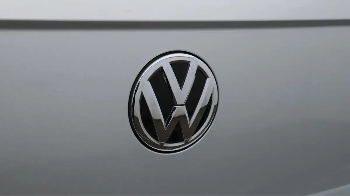 2018-volkswagen-polo-10-tsi-sel-115ps-5d-dsg-big-21