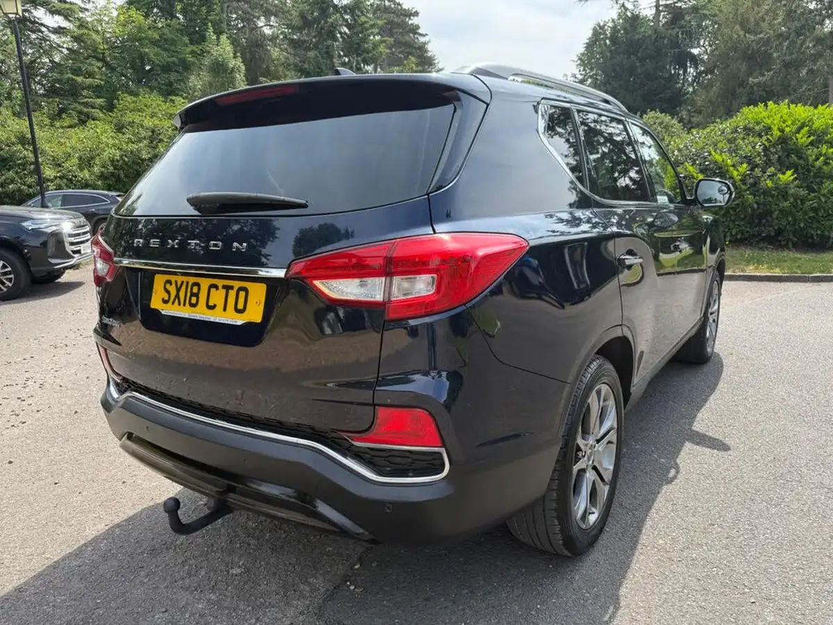 2018-kgm-ssangyong-rexton-22td-ultimate-big-9