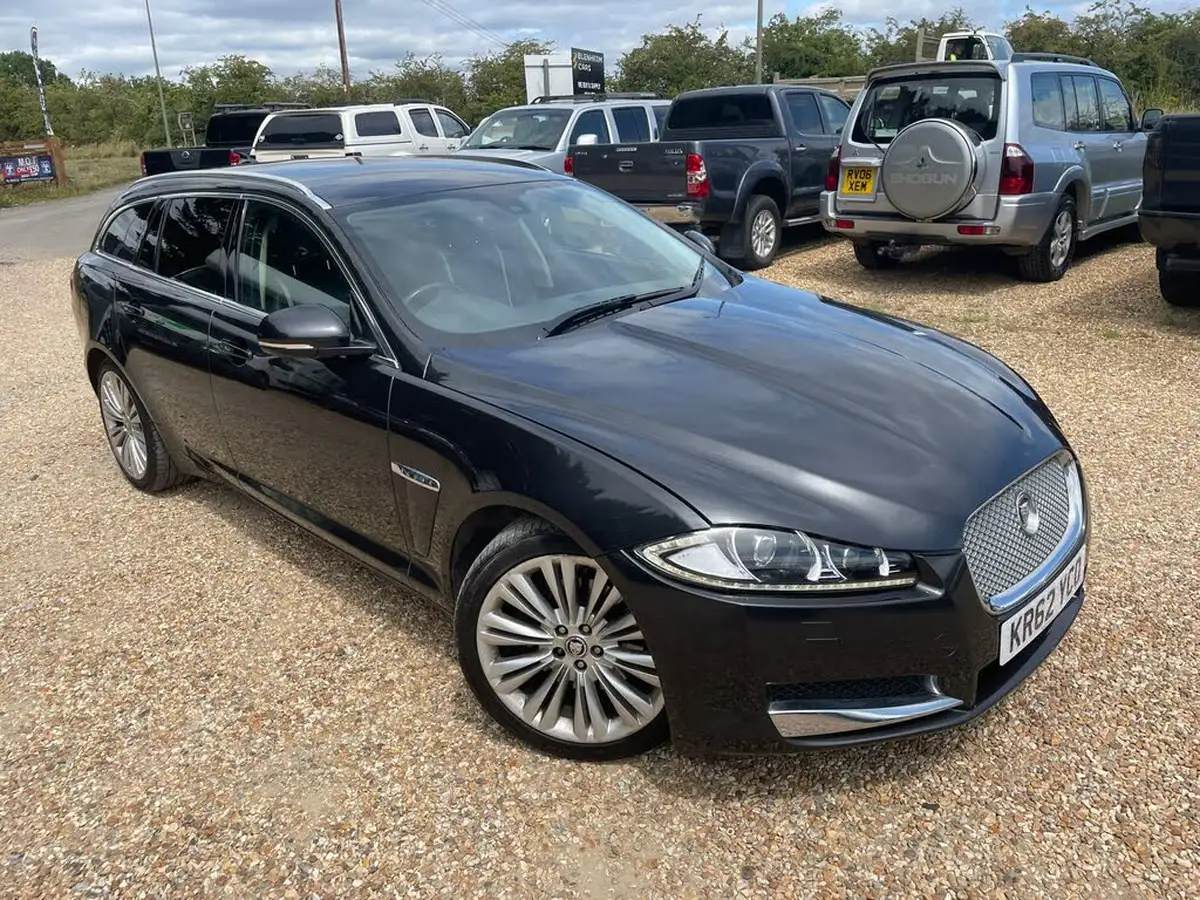 2013-jaguar-xf-22td-portfolio-200ps-ss-sportbrake-5d-auto-big-0