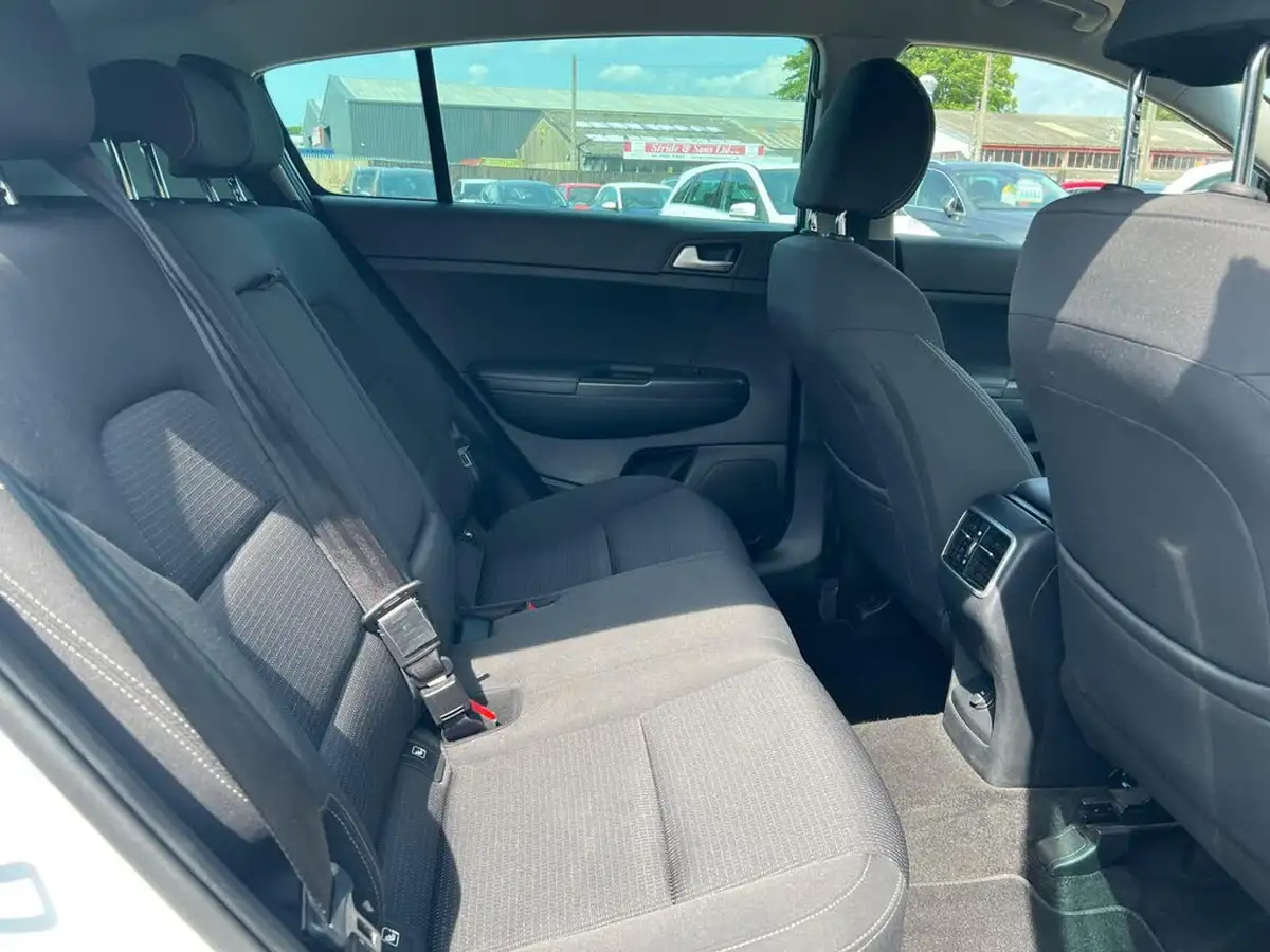 2016-kia-sportage-17crdi-2-big-13