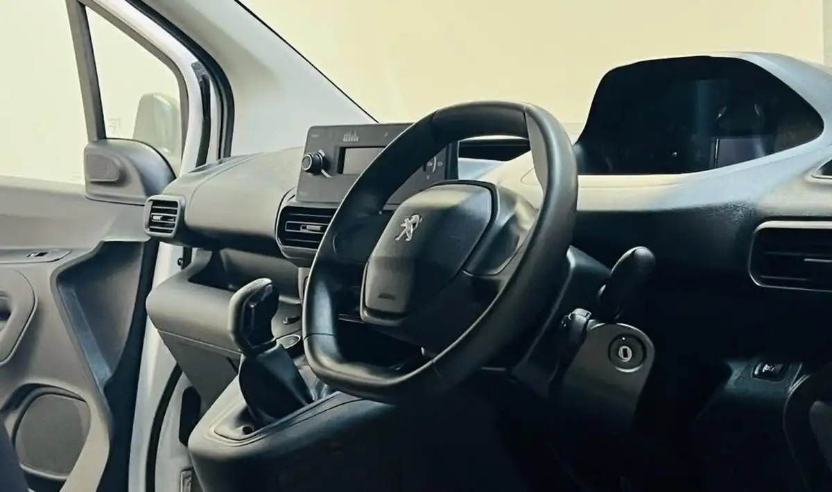 2021-peugeot-partner-15-bluehdi-1000-grip-100ps-eu6dt-big-2