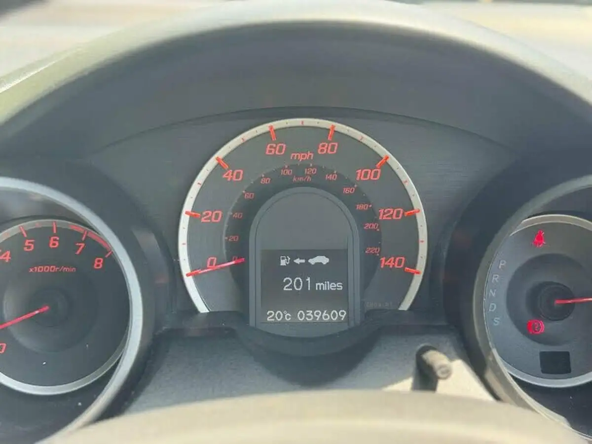 2012-honda-jazz-14-ex-cvt-big-13