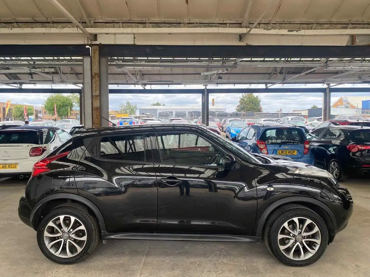 2013-nissan-juke-16-tekna-16v-1598cc-cvt-big-2