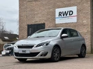 2016-peugeot-308-16-bluehdi-allure-16-bluehdi-small-17