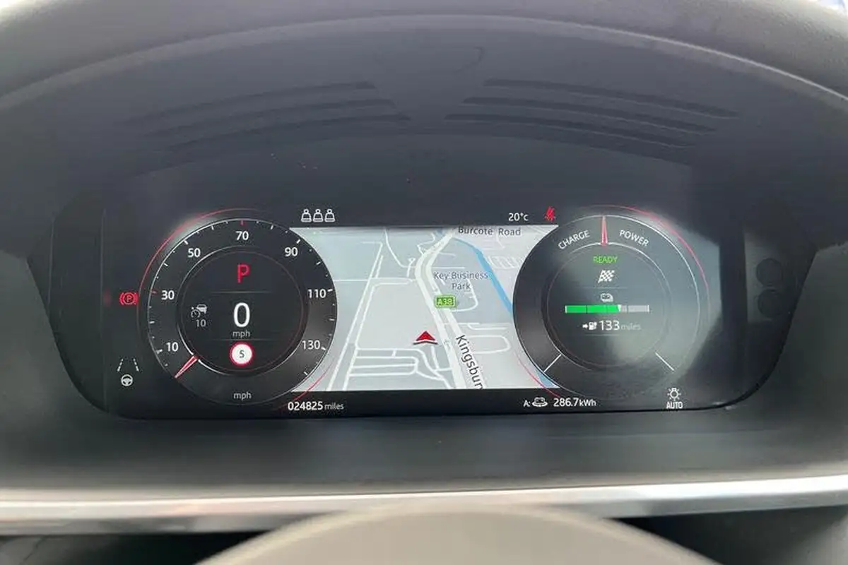 2022-jaguar-i-pace-ev400-hse-black-big-12