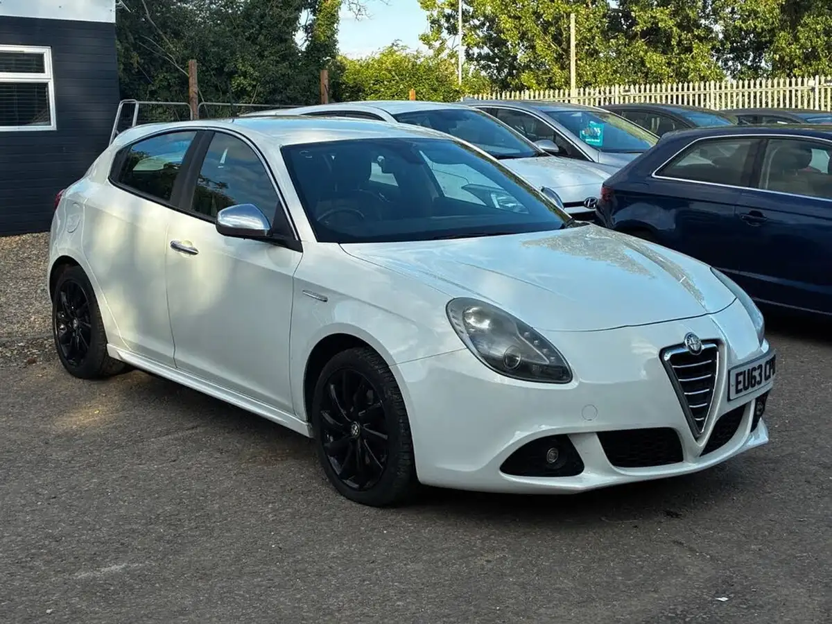 2013-alfa-romeo-giulietta-20td-veloce-140-bhp-big-6
