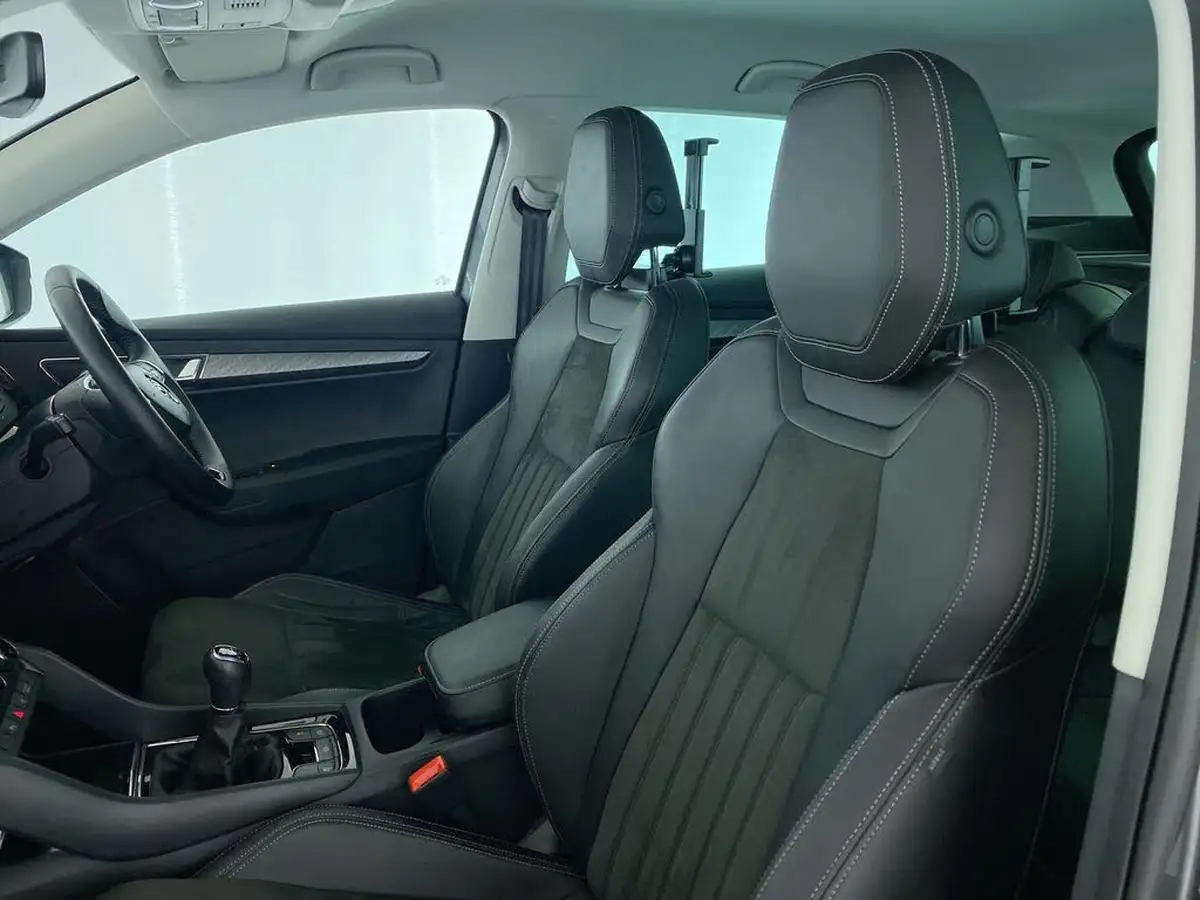 2023-skoda-karoq-15-tsi-se-l-big-29