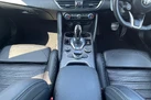 2021-alfa-romeo-giulia-20-veloce-276bhp-small-16
