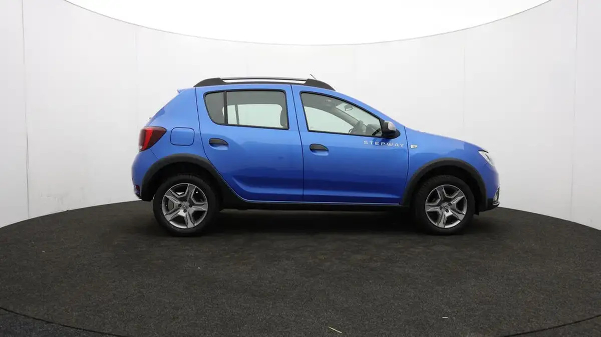 2020-dacia-sandero-stepway-09-tce-essential-big-40