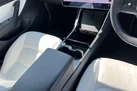 2020-tesla-model-3-e-performance-small-24
