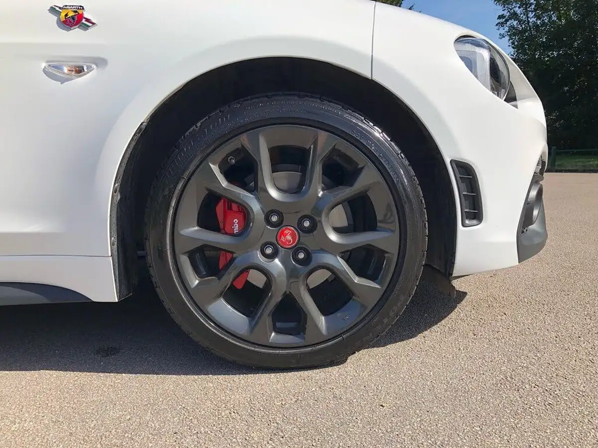 2016-abarth-124-14-multiair-spider-big-10