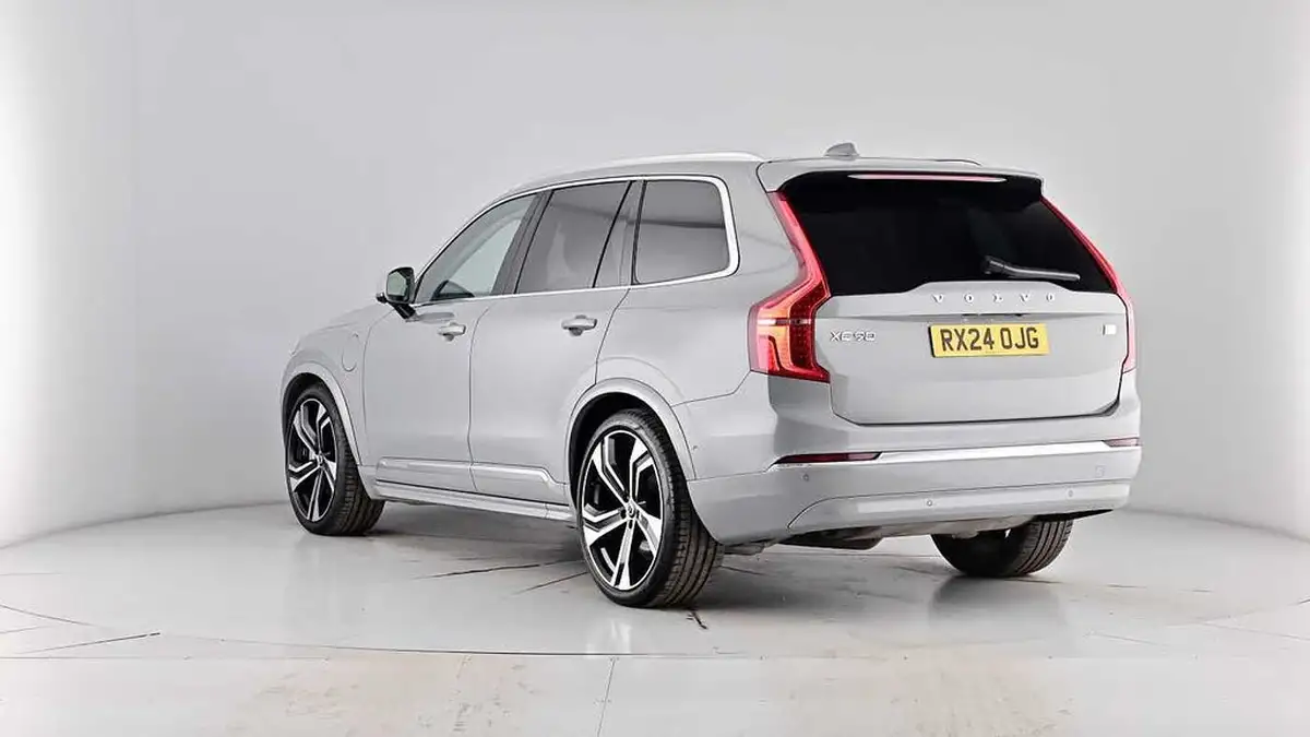 2024-volvo-xc90-20-t8-ultimate-dark-big-72