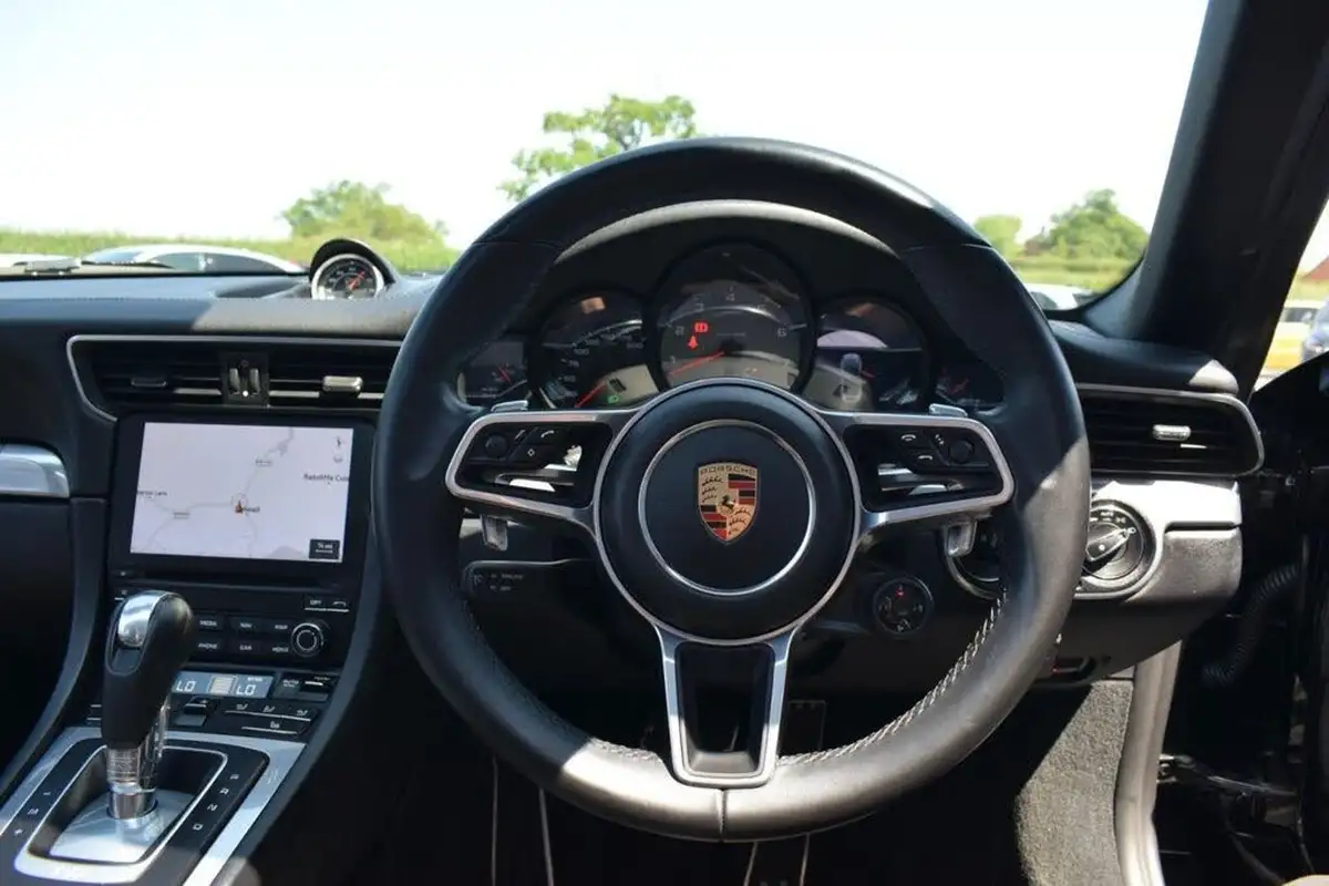 2018-porsche-911-30-carrera-s-420bhp-cabriolet-pdk-big-9