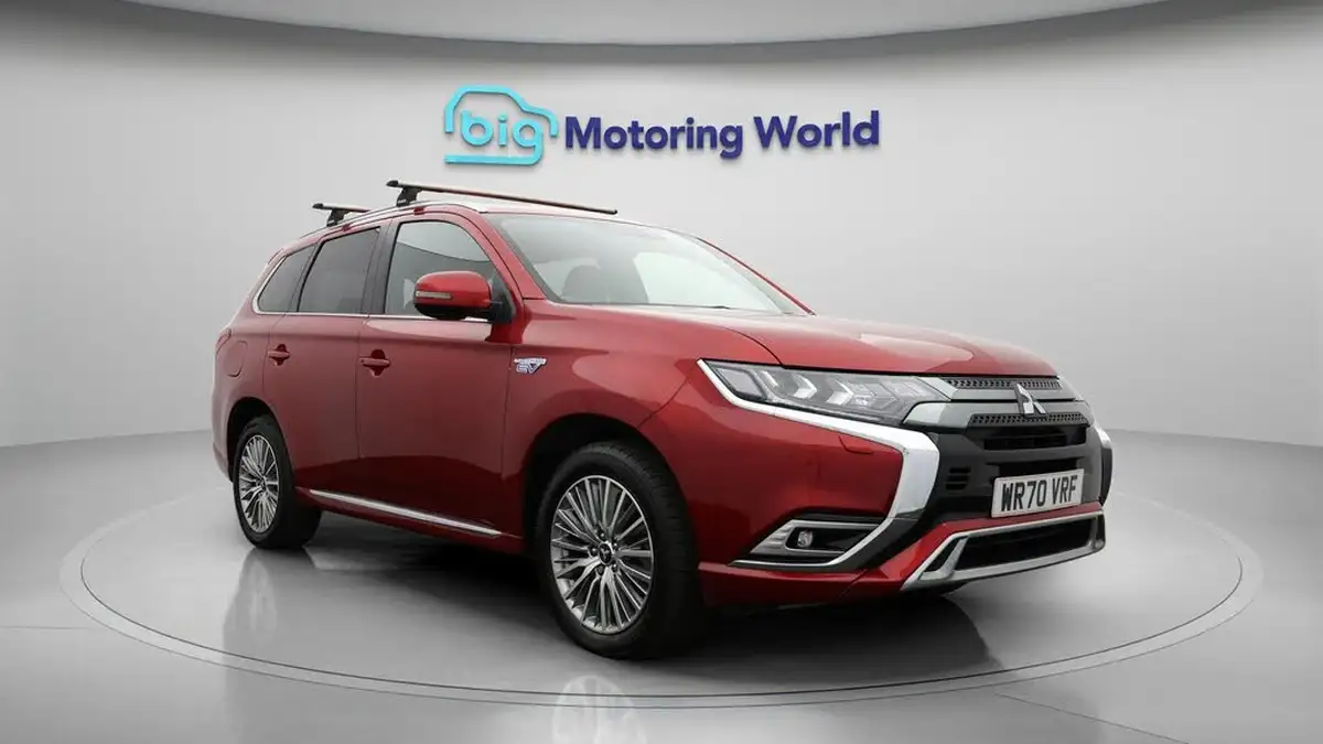 2020-mitsubishi-outlander-24-exceed-phev-big-1
