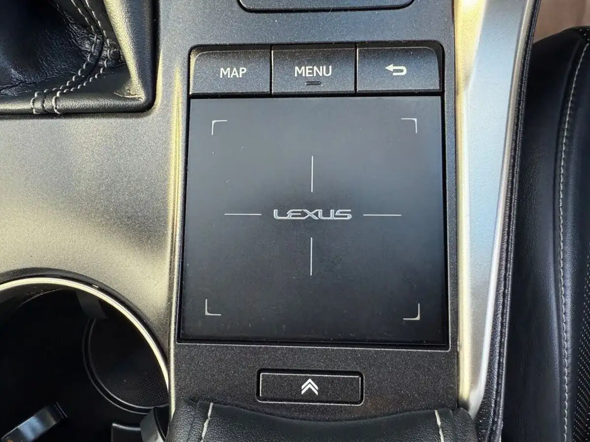 2017-lexus-nx-300h-25-f-sport-big-62