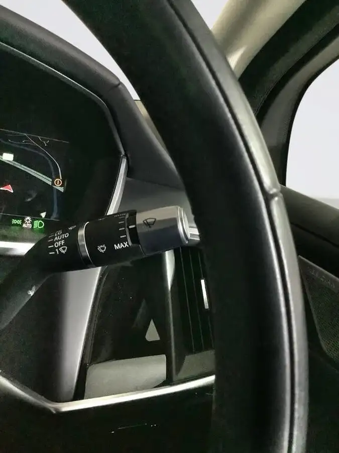 2021-jaguar-i-pace-ev400-se-big-17