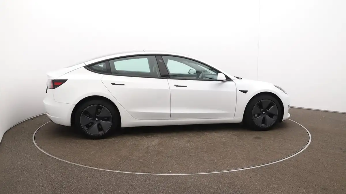 2021-tesla-model-3-e-standard-plus-big-49