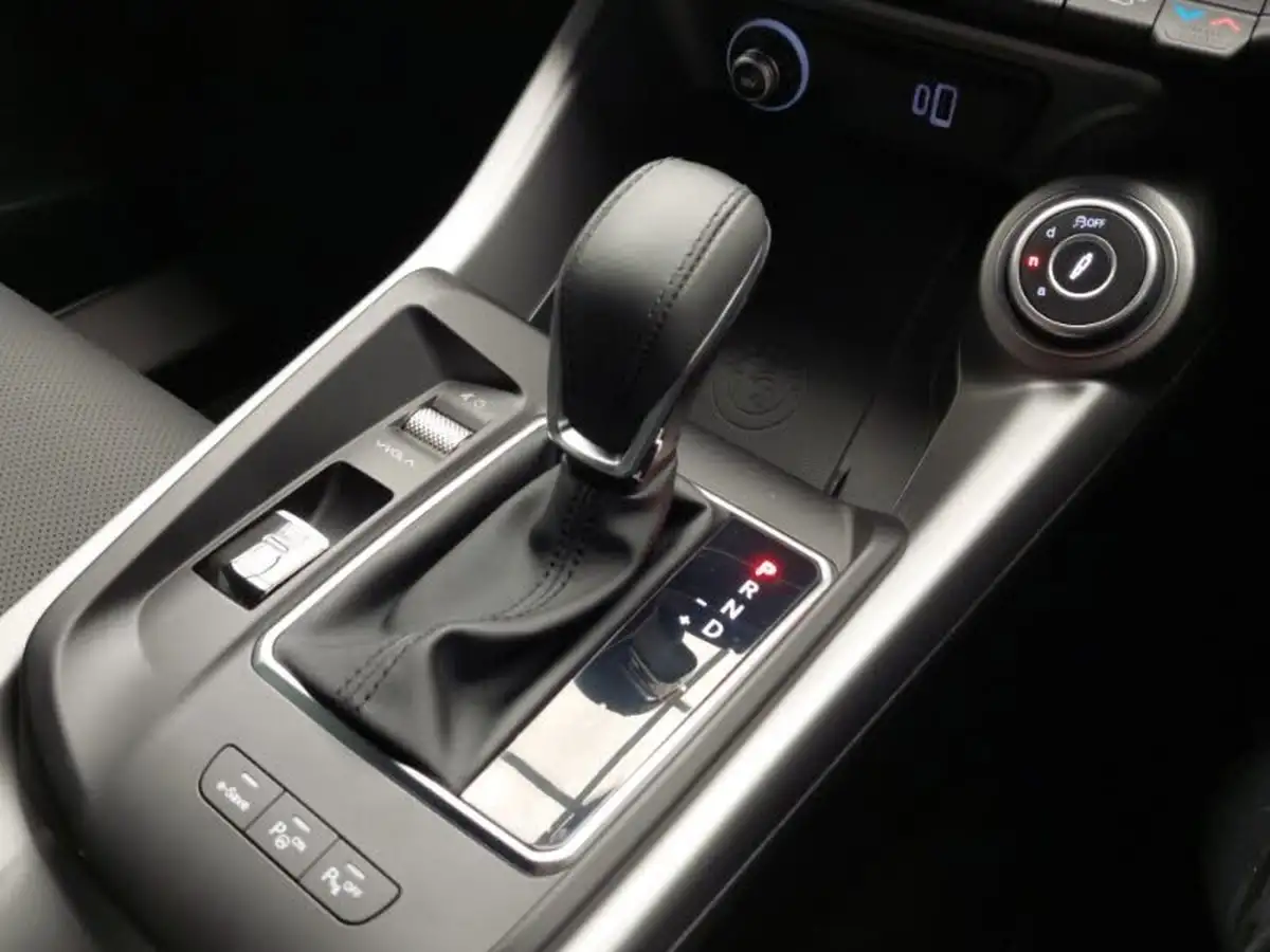 2025-alfa-romeo-tonale-13-veloce-big-16