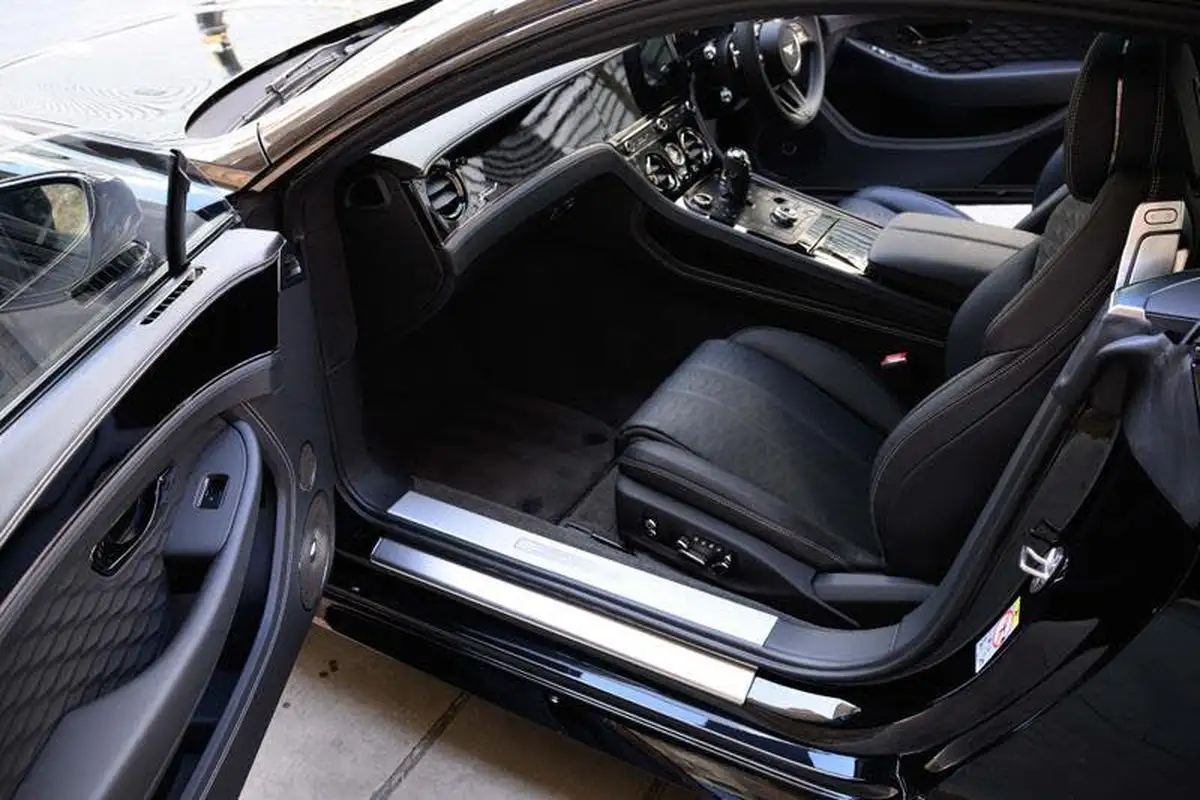 2024-bentley-continental-big-1