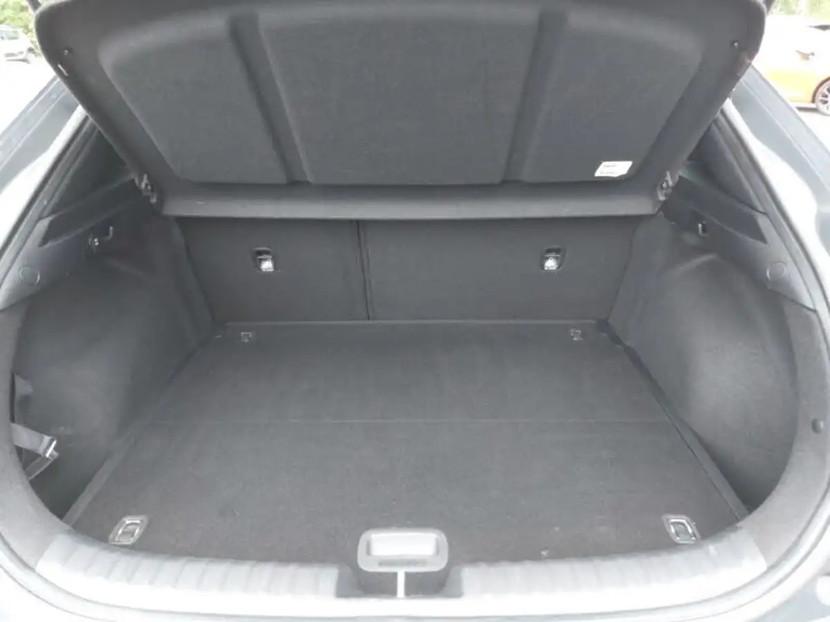 2022-kia-xceed-10-t-gdi-2-big-7