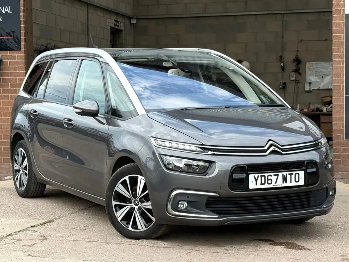 2017-citroen-grand-c4-picasso-16bluehdi-flair-big-7