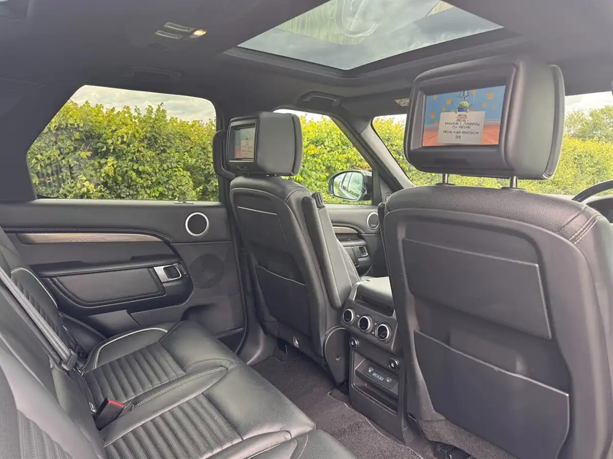 2019-land-rover-discovery-30-sd-v6-hse-luxury-big-15