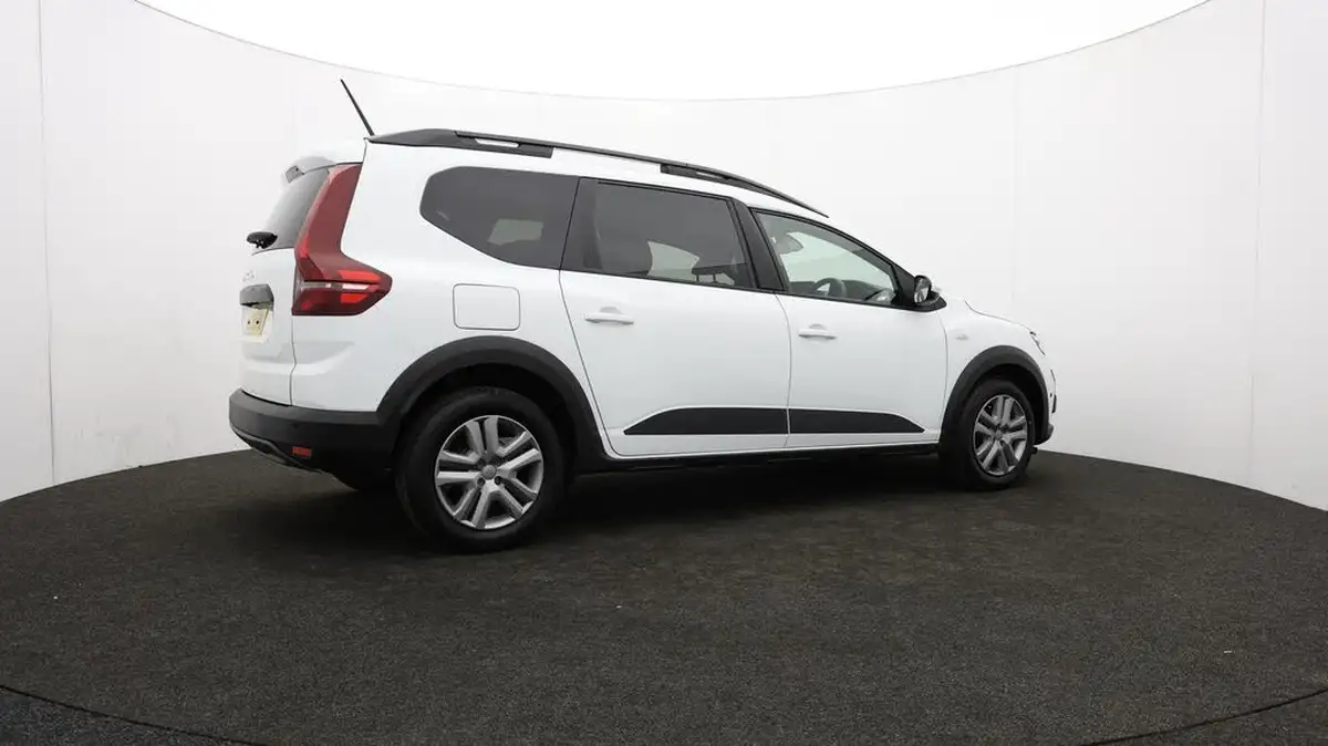2023-dacia-jogger-10-tce-expression-big-17
