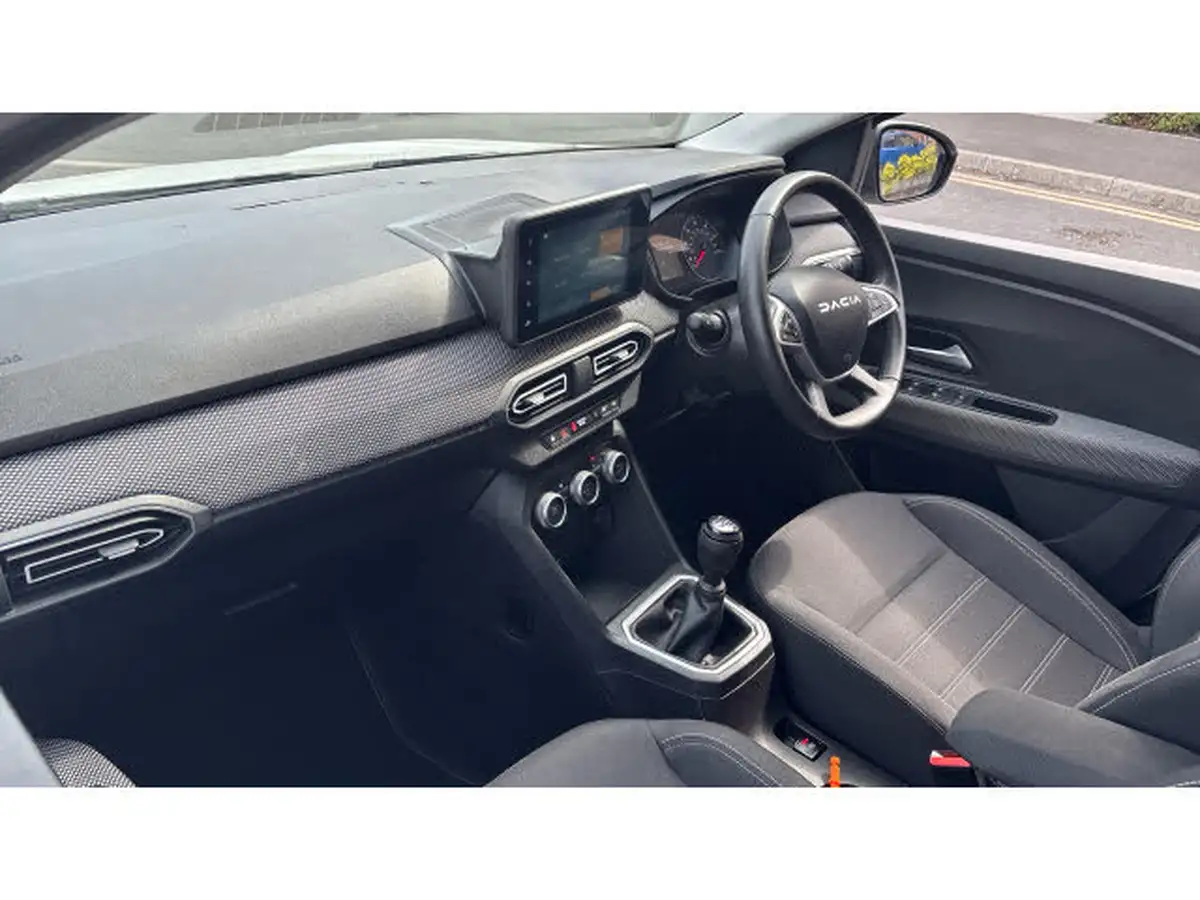 2023-dacia-jogger-10-tce-expression-big-8
