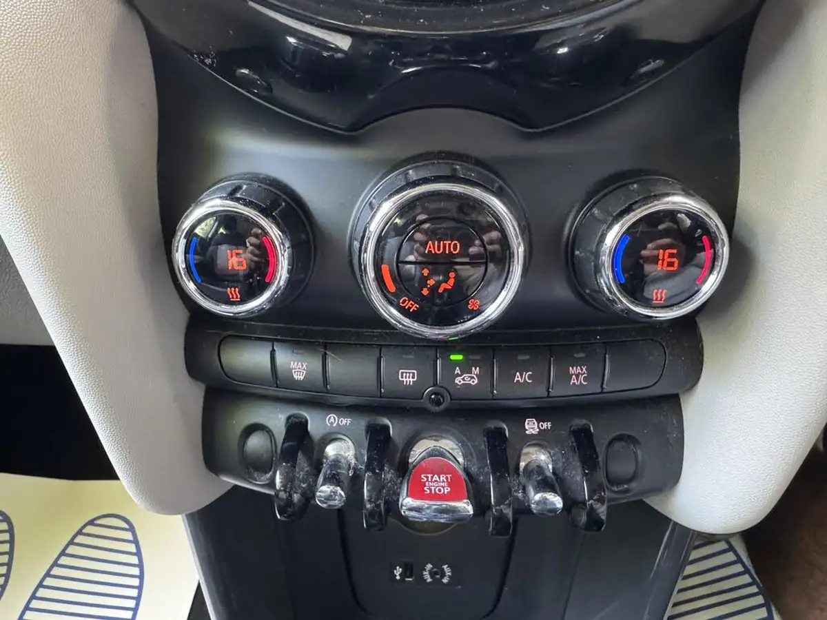 2014-mini-cooper-12-one-media-xlss-3d-big-38