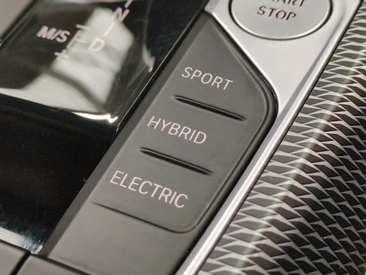 2021-bmw-3-series-20-330e-m-sport-tech-packpro-pack-saloon-4d-big-20