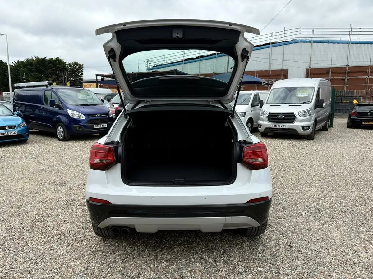2018-audi-q2-14-tfsi-sport-s-tronic-big-53