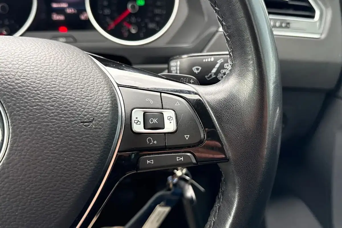 2018-volkswagen-tiguan-20tdi-se-navigation-150ps-4motion-ss-dsg-big-58