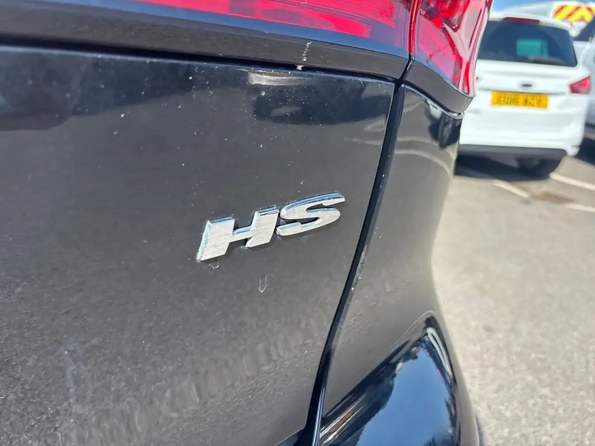 2021-mg-hs-15t-gdi-exclusive-162ps-big-28