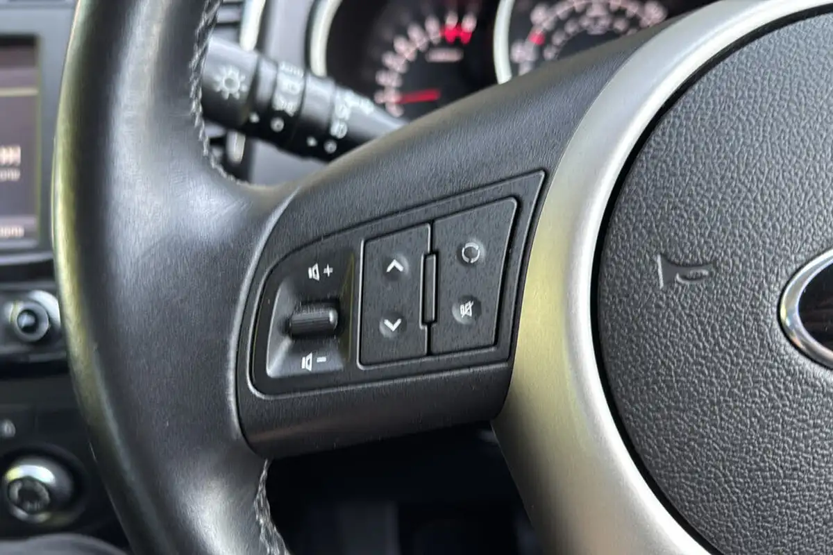 2018-kia-venga-16-3-auto-big-16