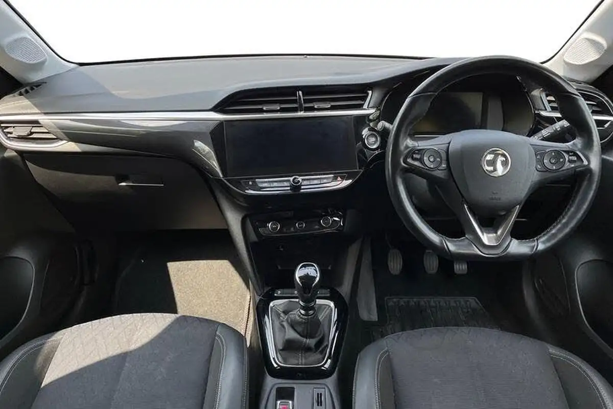 2020-vauxhall-corsa-12-turbo-elite-nav-premium-big-9