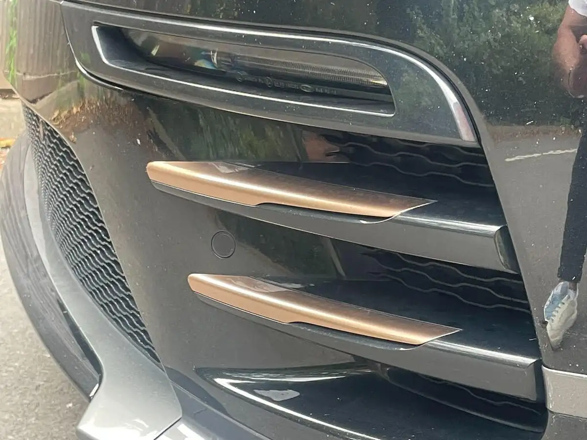 2019-land-rover-range-rover-velar-20-d240-r-dynamic-se-big-10