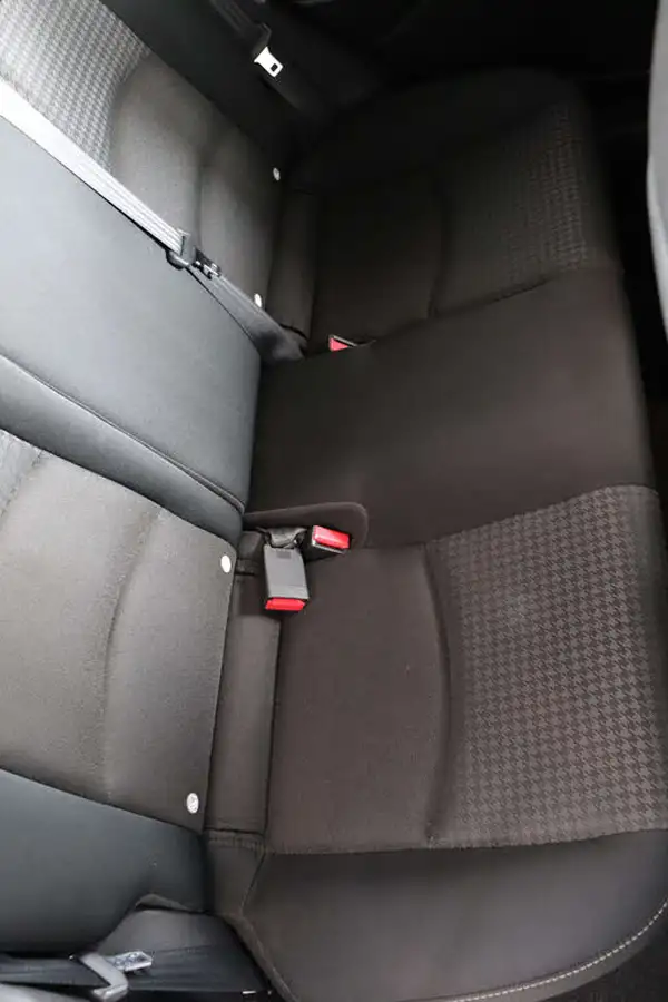 2018-mazda-mazda2-15-se-l-nav-auto-big-27