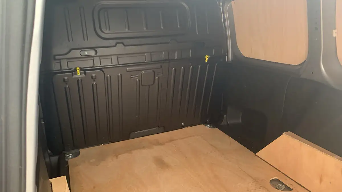 2024-citroen-berlingo-15-bluehdi-1000-driver-edition-100pseu6d-big-32
